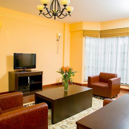Batians Apartment Hotel Найробі Номер фото